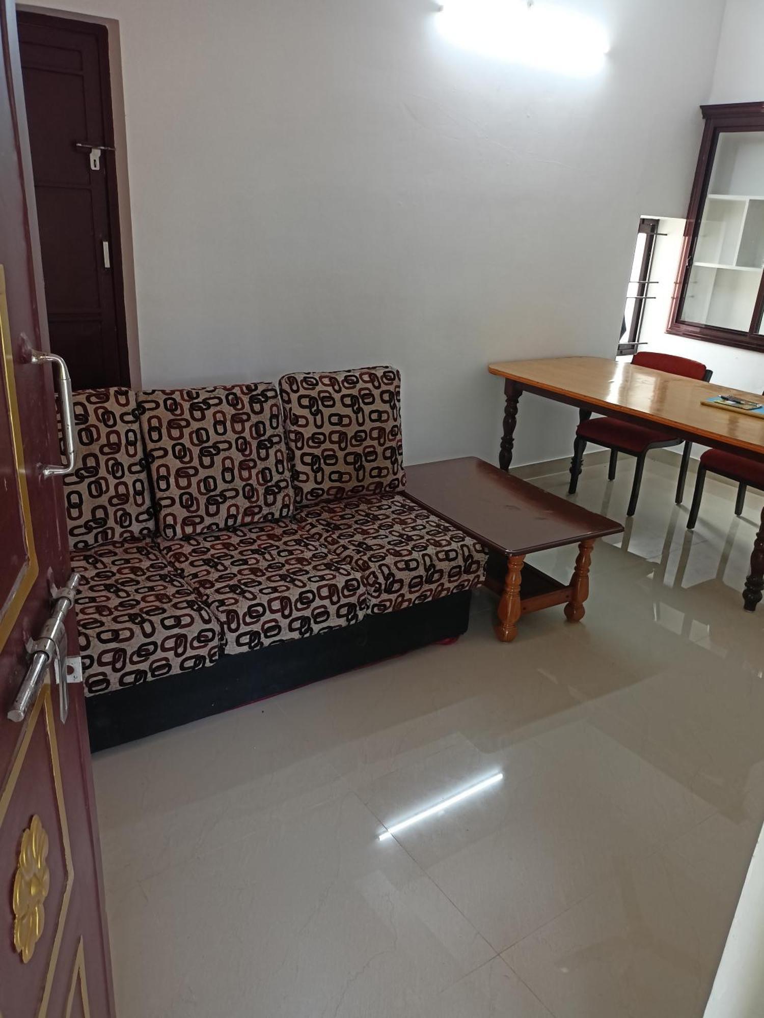 Space Villa Homestay Irimbranallur Exteriér fotografie
